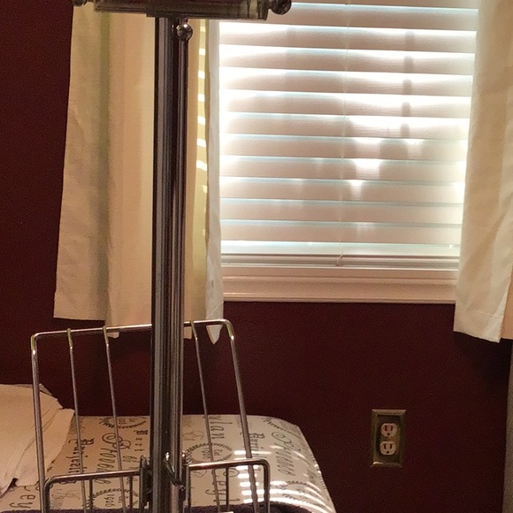 Bathroom Toilet paper holder. - Picture 1 of 4